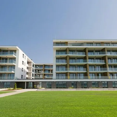 Lela Beach Apartman
